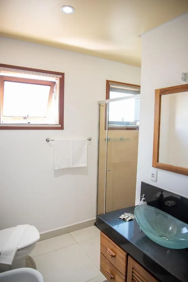 450M Praia De Taperapuan; Piscina; 2 Quartos; Wifi 300 Mbs; Churrasqueira; Estacionamento Gratuito 1 Carro Porto Seguro 0*,  Brasil