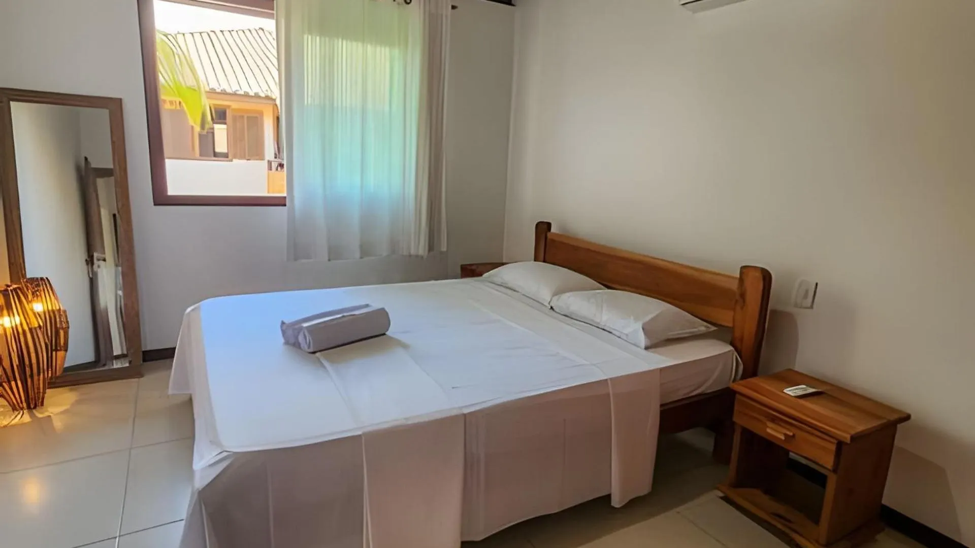 450M Praia De Taperapuan; Piscina; 2 Quartos; Wifi 300 Mbs; Churrasqueira; Estacionamento Gratuito 1 Carro Porto Seguro
