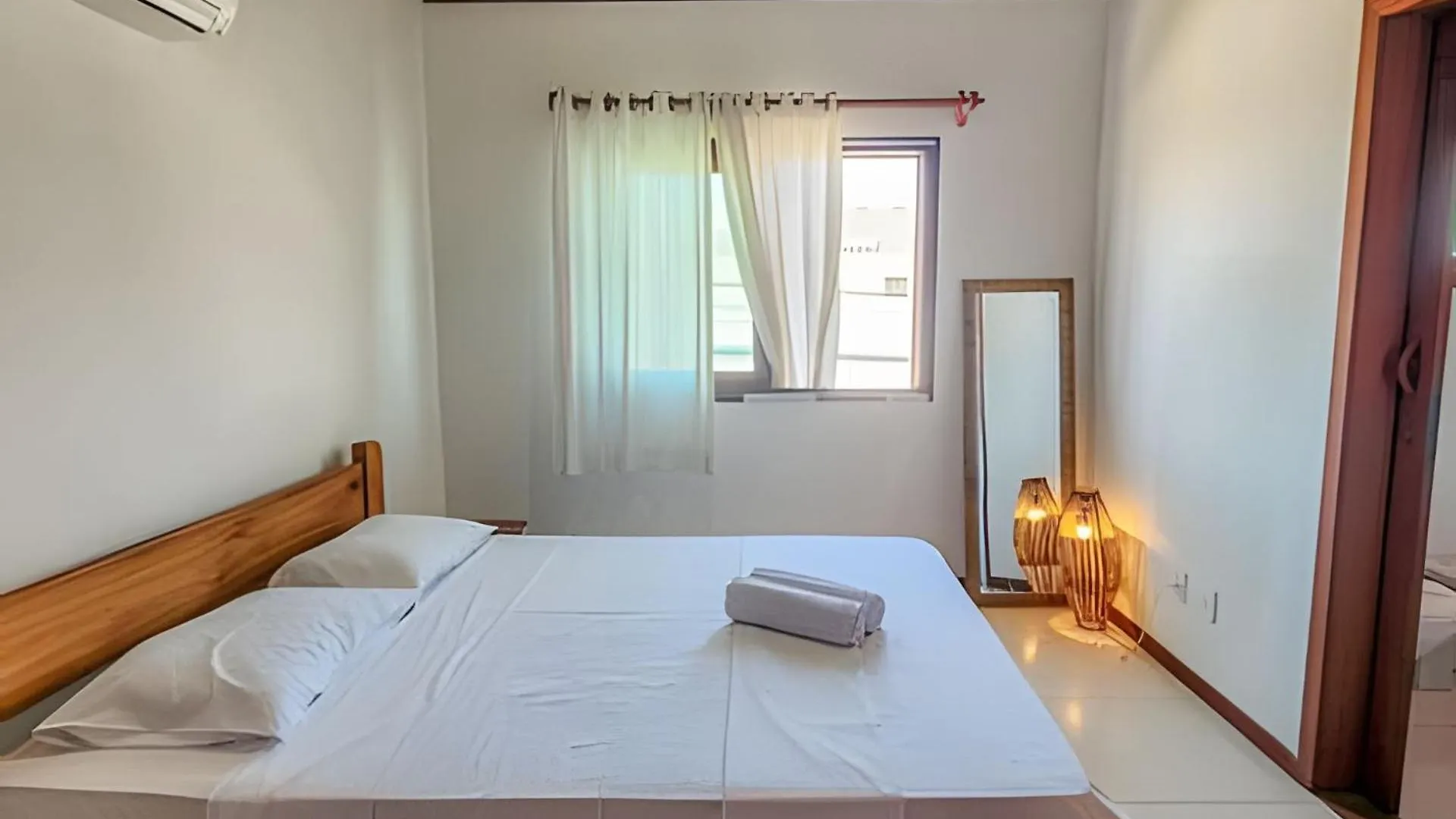 450M Praia De Taperapuan; Piscina; 2 Quartos; Wifi 300 Mbs; Churrasqueira; Estacionamento Gratuito 1 Carro Porto Seguro