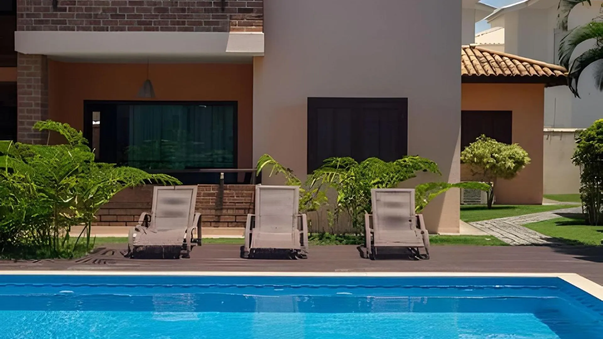 Casa de Férias 450M Praia De Taperapuan; Piscina; 2 Quartos; Wifi 300 Mbs; Churrasqueira; Estacionamento Gratuito 1 Carro Porto Seguro Brasil