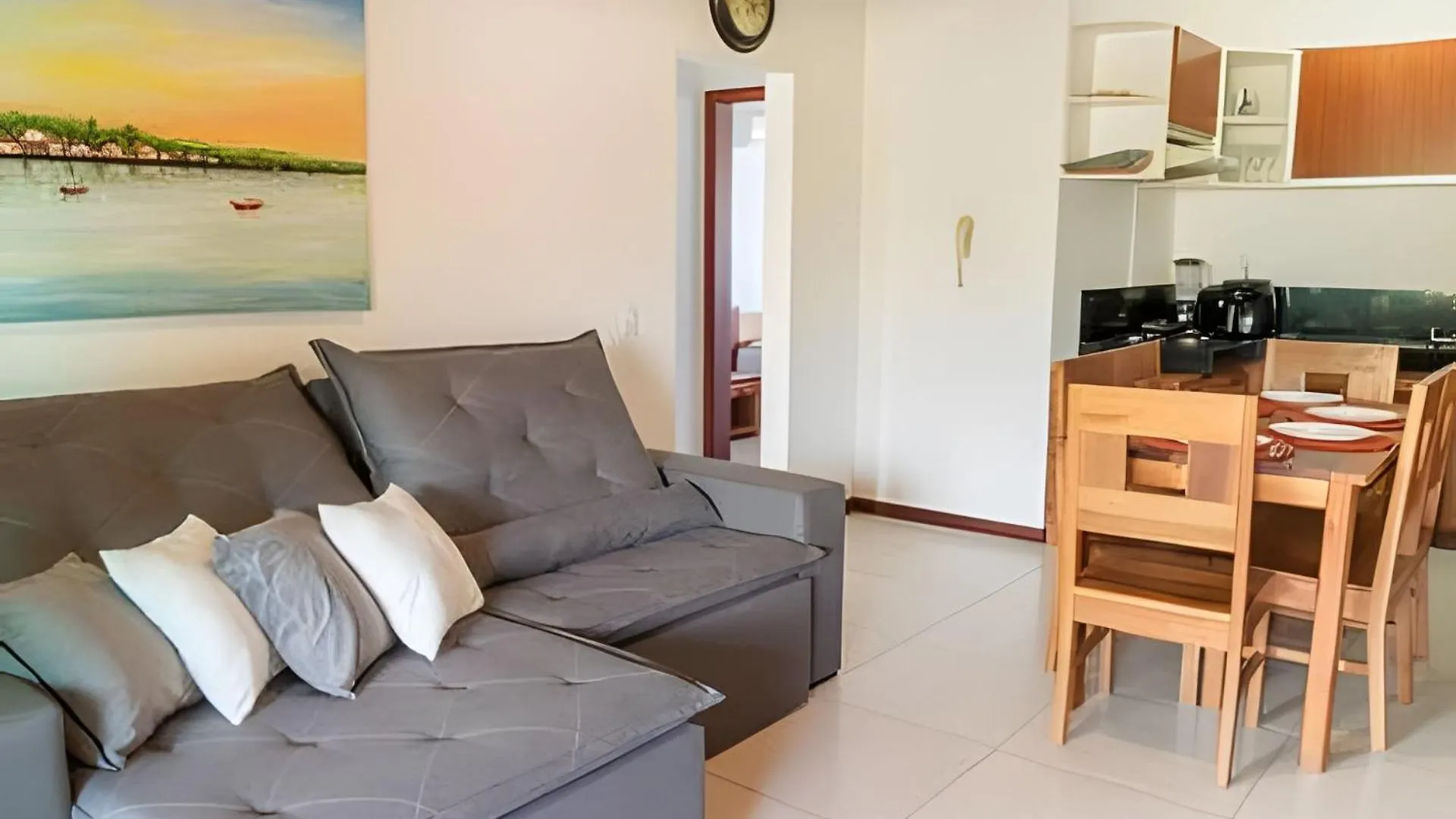 Casa de Férias 450M Praia De Taperapuan; Piscina; 2 Quartos; Wifi 300 Mbs; Churrasqueira; Estacionamento Gratuito 1 Carro Porto Seguro