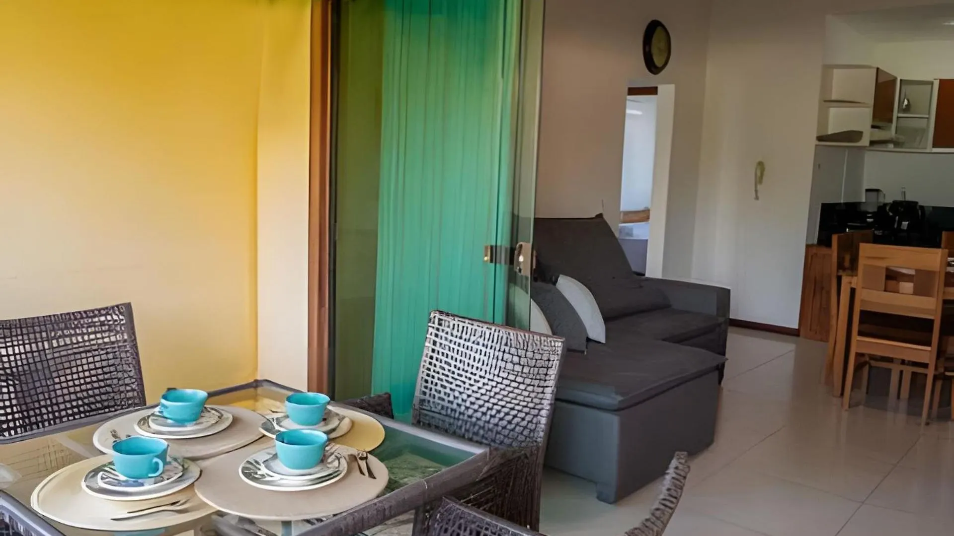 450M Praia De Taperapuan; Piscina; 2 Quartos; Wifi 300 Mbs; Churrasqueira; Estacionamento Gratuito 1 Carro Porto Seguro 0*,